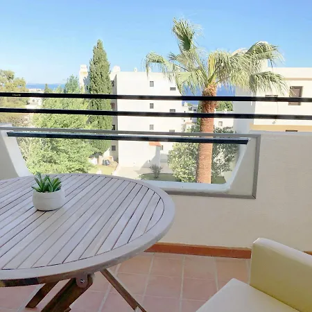 Seaview - 10 Min. Beach, Private Condo, Pool, Grill & Free Parking Apartament Albufeira