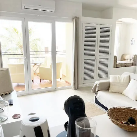 Seaview - 10 Min. Beach, Private Condo, Pool, Grill & Free Parking Albufeira