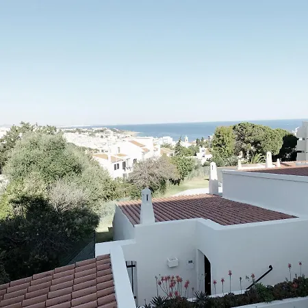 Seaview - 10 Min. Beach, Private Condo, Pool, Grill & Free Parking