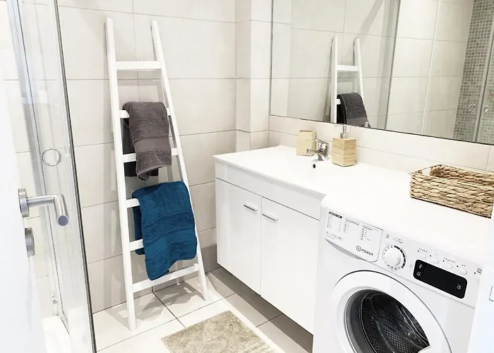 Lejlighed Seaview - 10 Min. Beach, Private Condo, Pool, Grill & Free Parking