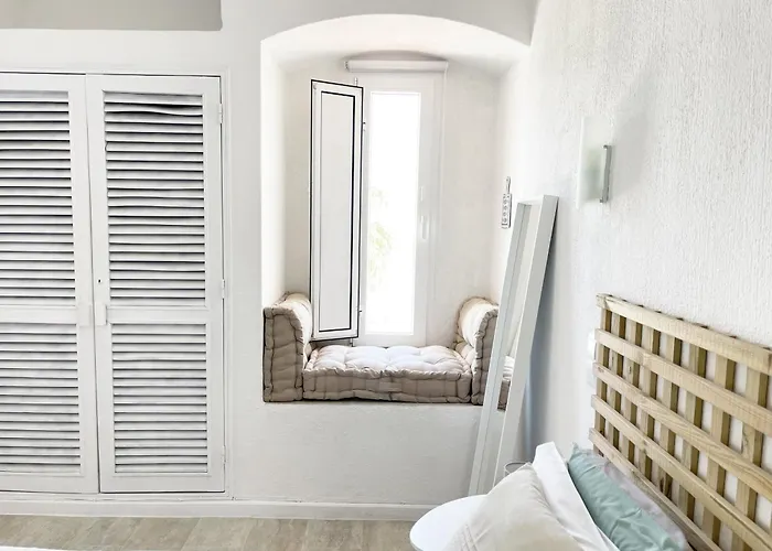 Seaview - 10 Min. Beach, Private Condo, Pool, Grill & Free Parking Albufeira